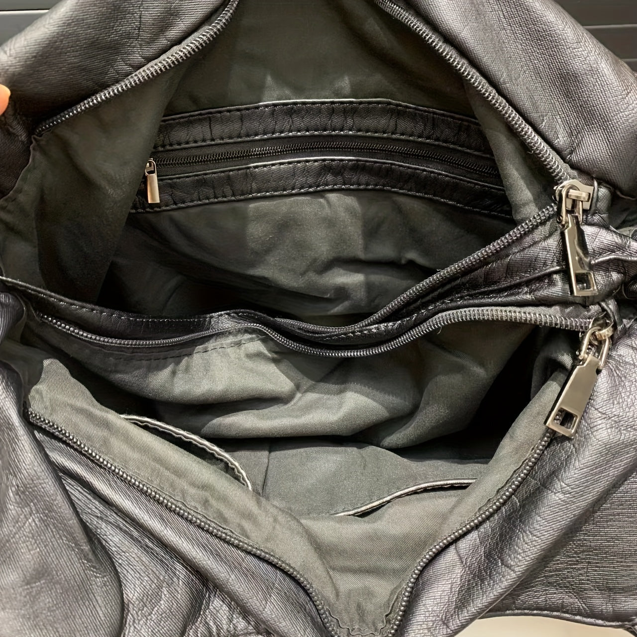 Large Capacity Vintage Multi-Pocket Faux Leather Tote Bag for Women with Removable Strap and Zipper Closure - Polyester Lined Work Bag from Guangzhou with Edge Painted Accessory-Free Design