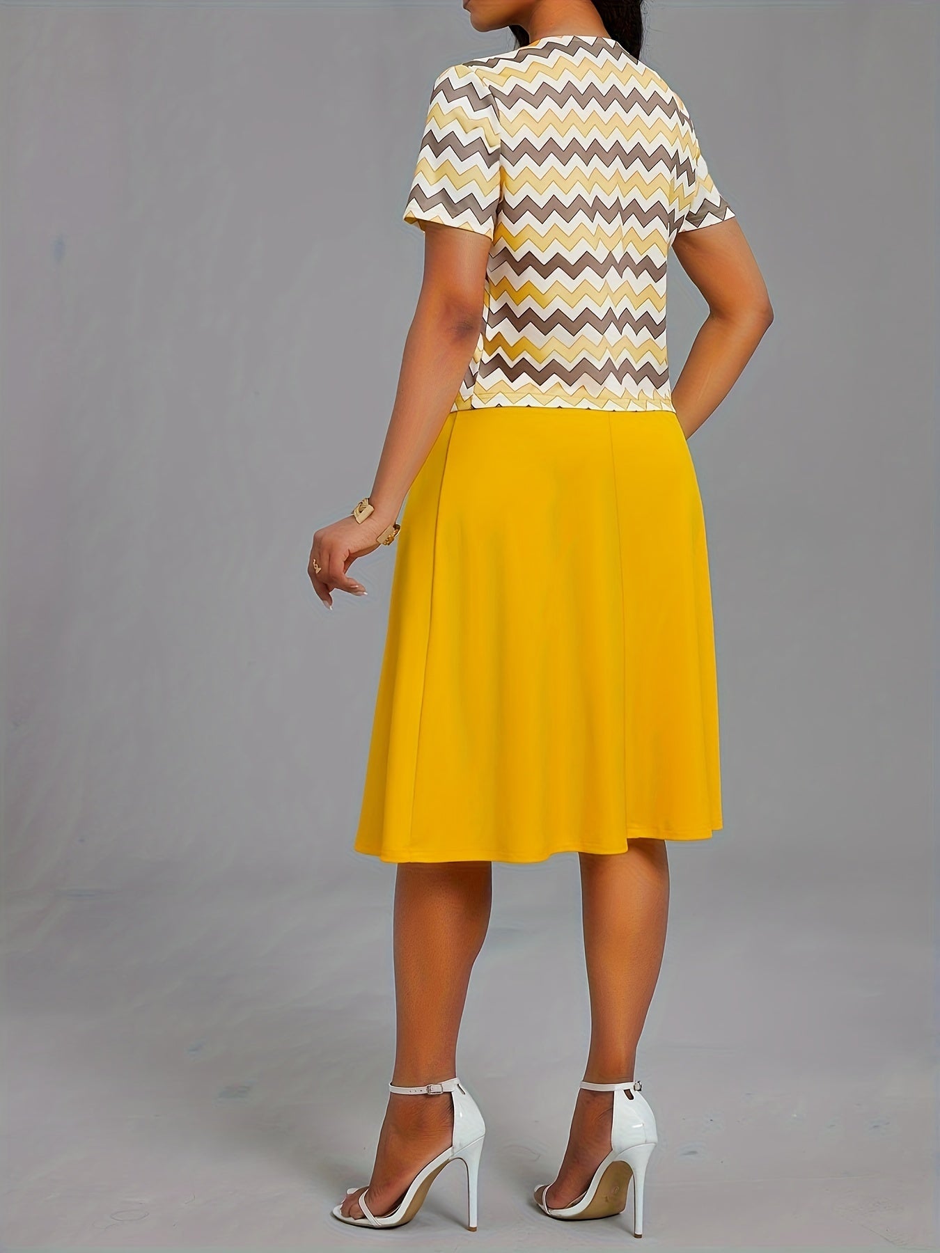 Chic Spring & Summer Dress Set - Stylish Wave Pattern Open Front Cardigan & Soft Solid Color Crew Neck Dress Outfit - Perfect for Casual Elegance