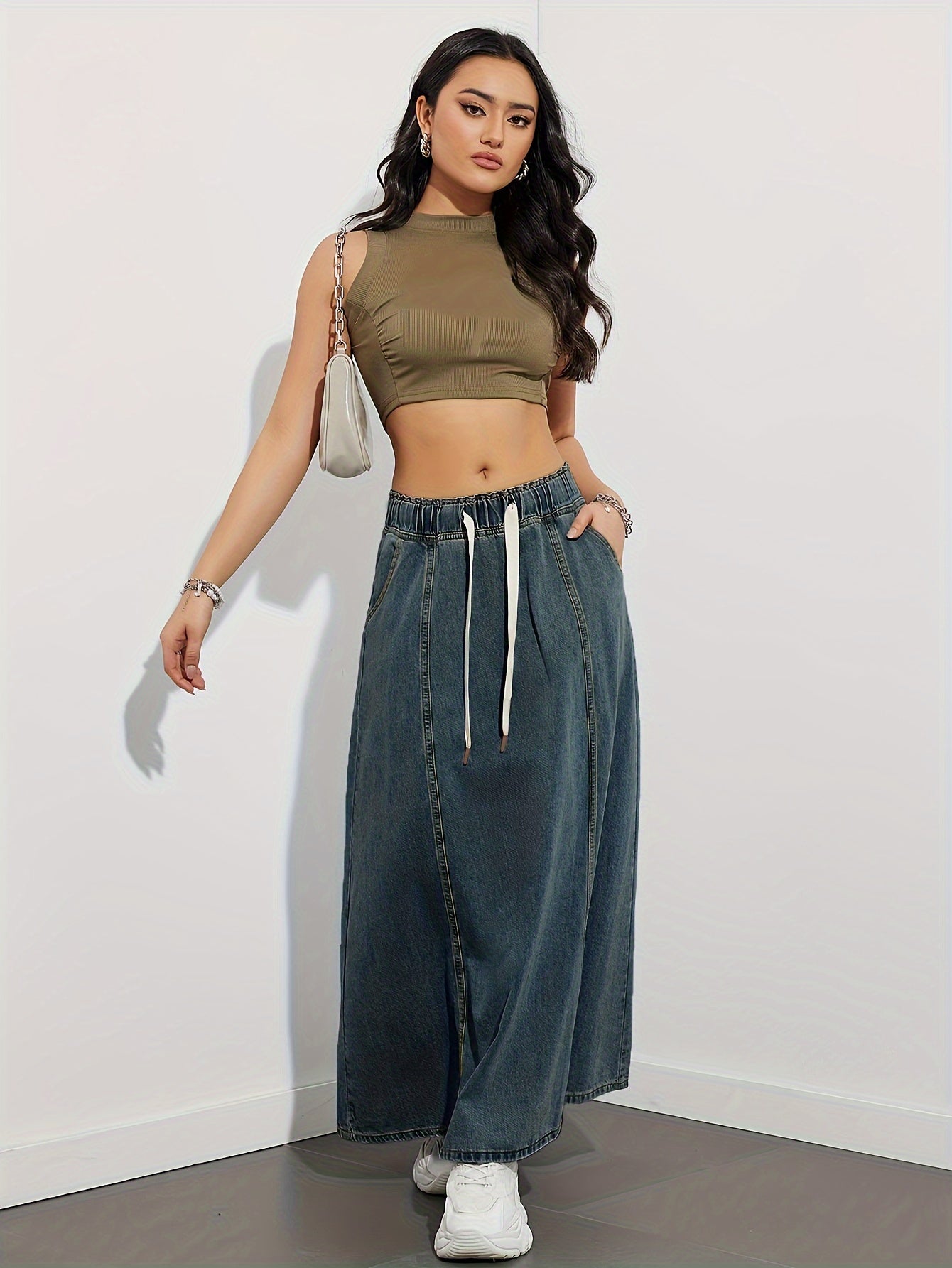 Stylish Women's Maxi Denim Skirt - Drawstring Elastic Waistband, Loose Fit, Plain Washed Blue, Casual Style, Comfortable, Versatile, and Flattering - Perfect for Daily Wear and Outdoor Activities