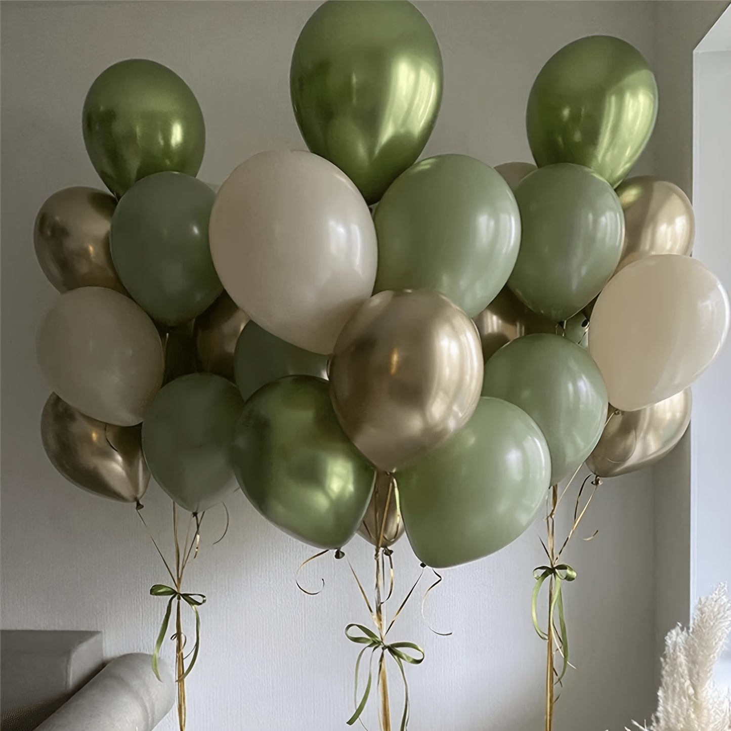 15pcs Vintage Green Golden White Balloon Set - Elegant Decor for Festive Occasions - Premium Quality, Versatile Usage - Perfect for Birthdays, Weddings, Holidays & More - Indoor/Outdoor Scene Arrangement, Unforgettable Gatherings, Thoughtful Easter Gift
