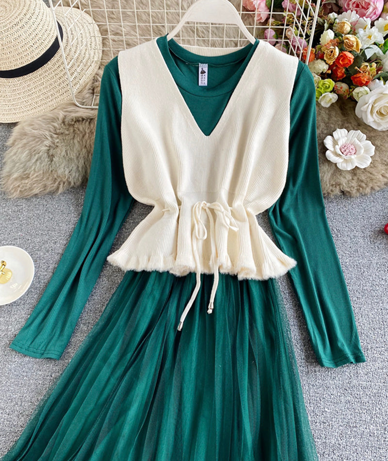 VAKKV Cute V Neck Knitted Vest+ Long Sleeve Dress Two Pieces Sets P297
