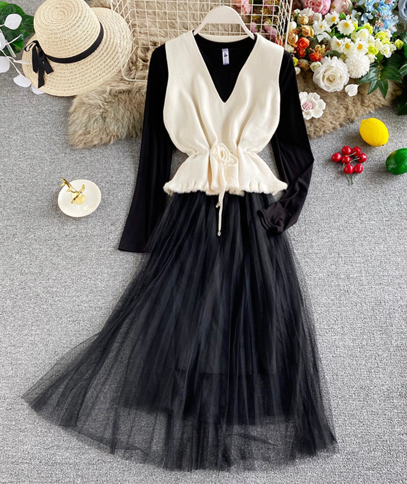 VAKKV Cute V Neck Knitted Vest+ Long Sleeve Dress Two Pieces Sets P297