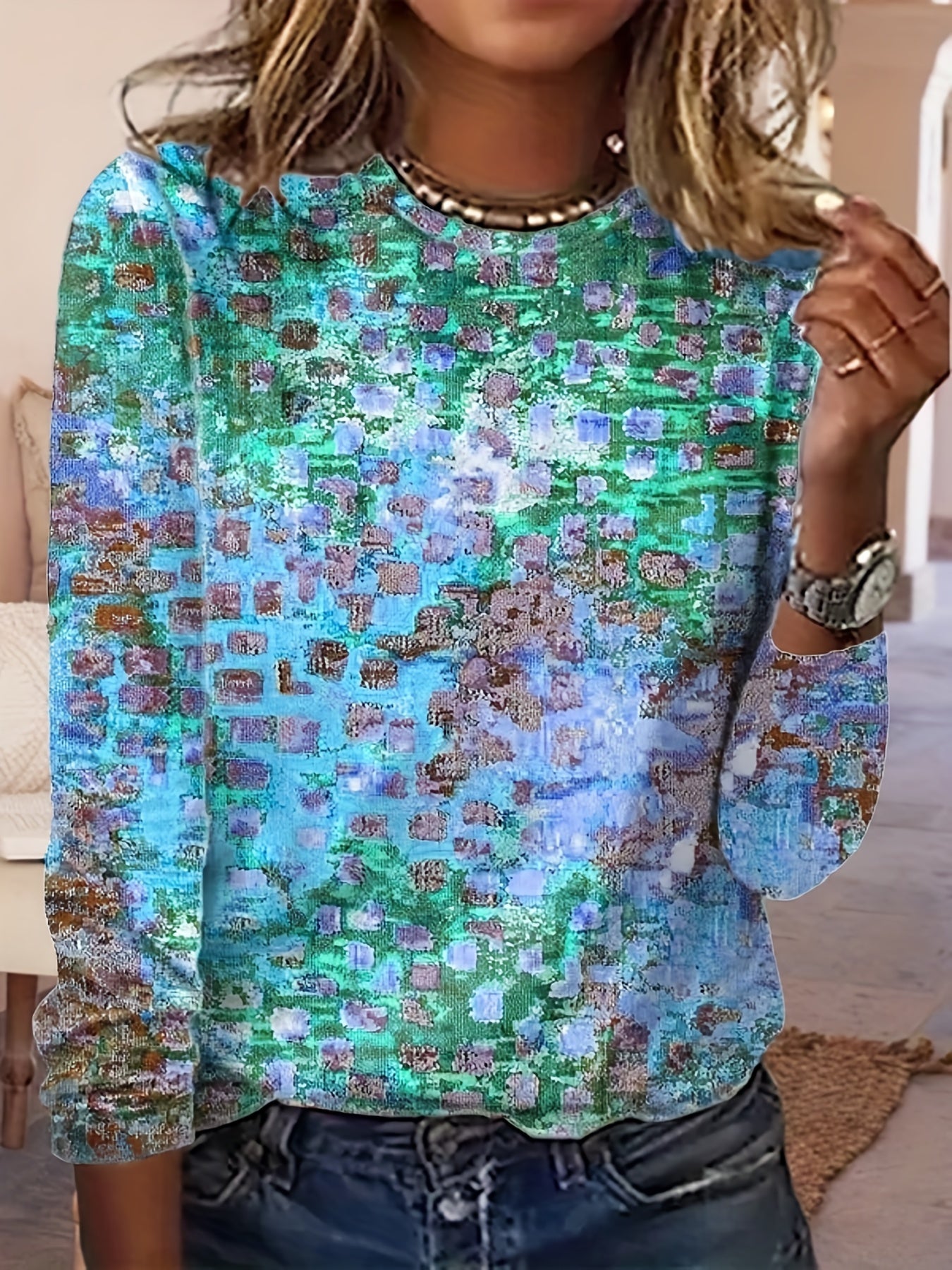 Womens Stylish Allover Print Crew Neck Sweatshirt - Soft & Breathable for Spring & Fall - Long Sleeve, Fashionable Comfort