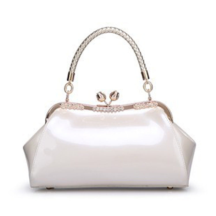 2025 Fashion glossy clip patent leather women's bag New bag high-end solid color bridal wedding bag  portable underarm bag