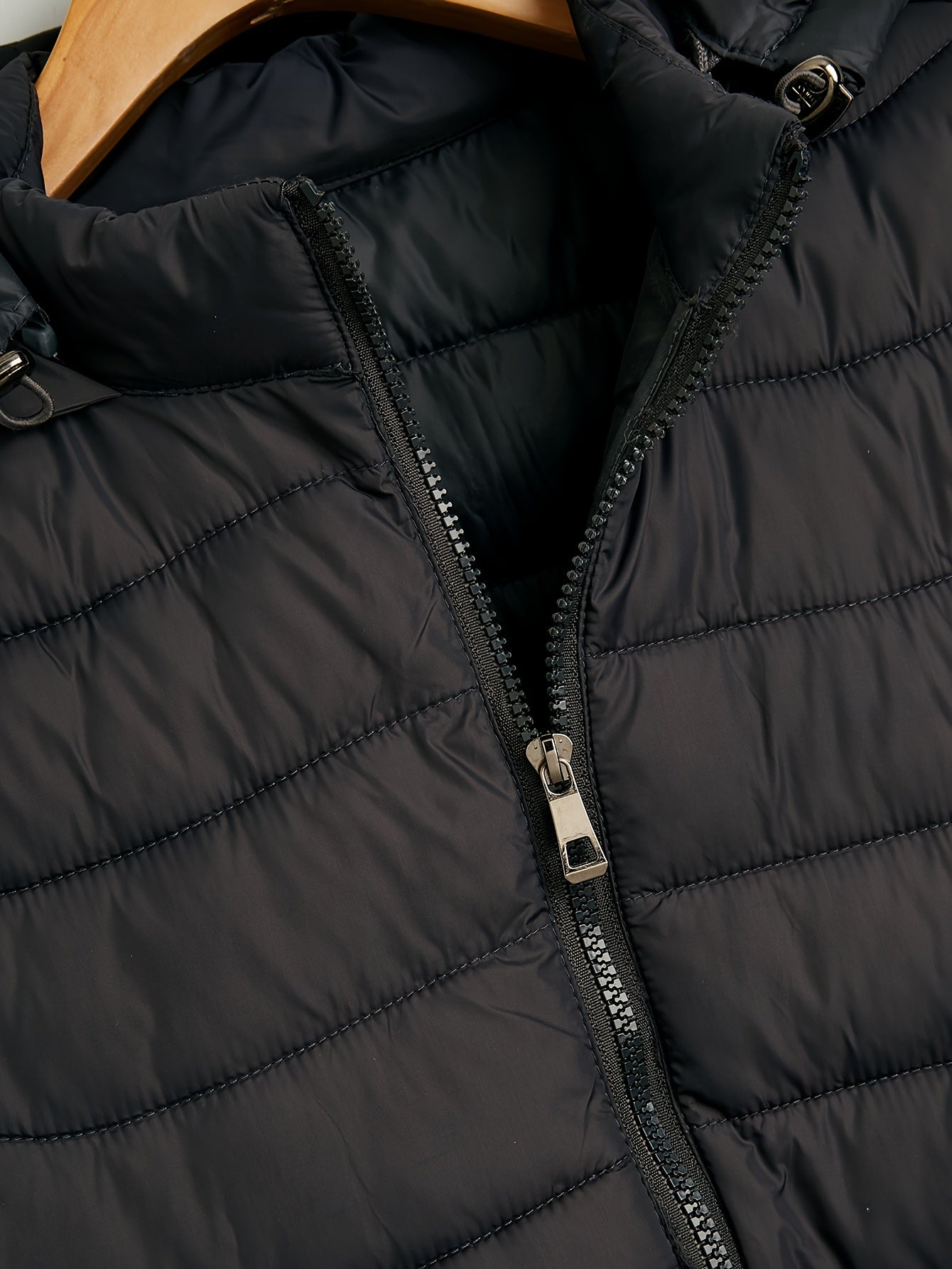 Men's Stylish Solid Faux Down Jacket With Pockets, Casual Breathable Zip Up Long Sleeve Warm Hooded Quilted Jacket For Winter City Walk Street Hanging Outdoor Activities