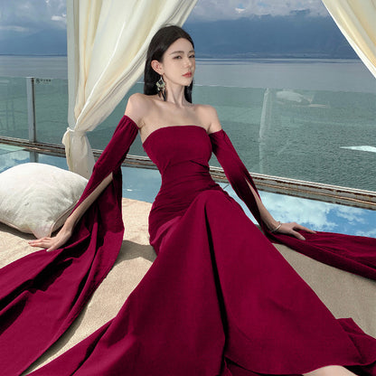 2025 Design sense charm aura retro black waist thin tube top mopping floor long dress dress photo long dress