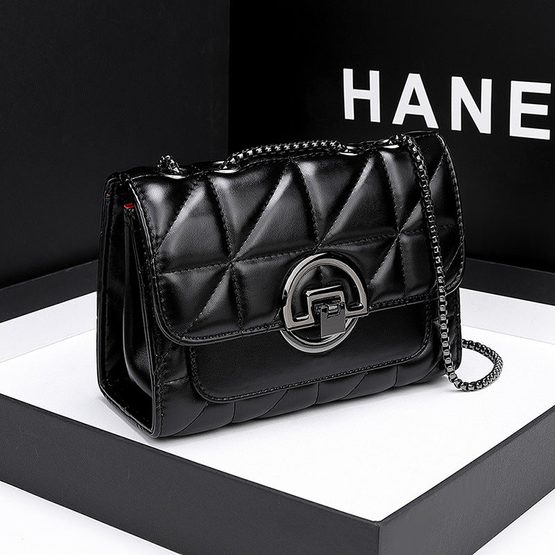 2025 Bag Women's messenger bag popular summer high-end fashion diamond chain bag soft leather underarm lock small square bag