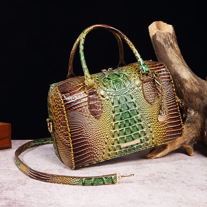 VAKKV New 2025 New  independent station hand-held armpit messenger travel retro women's bag Brahman crocodile pattern