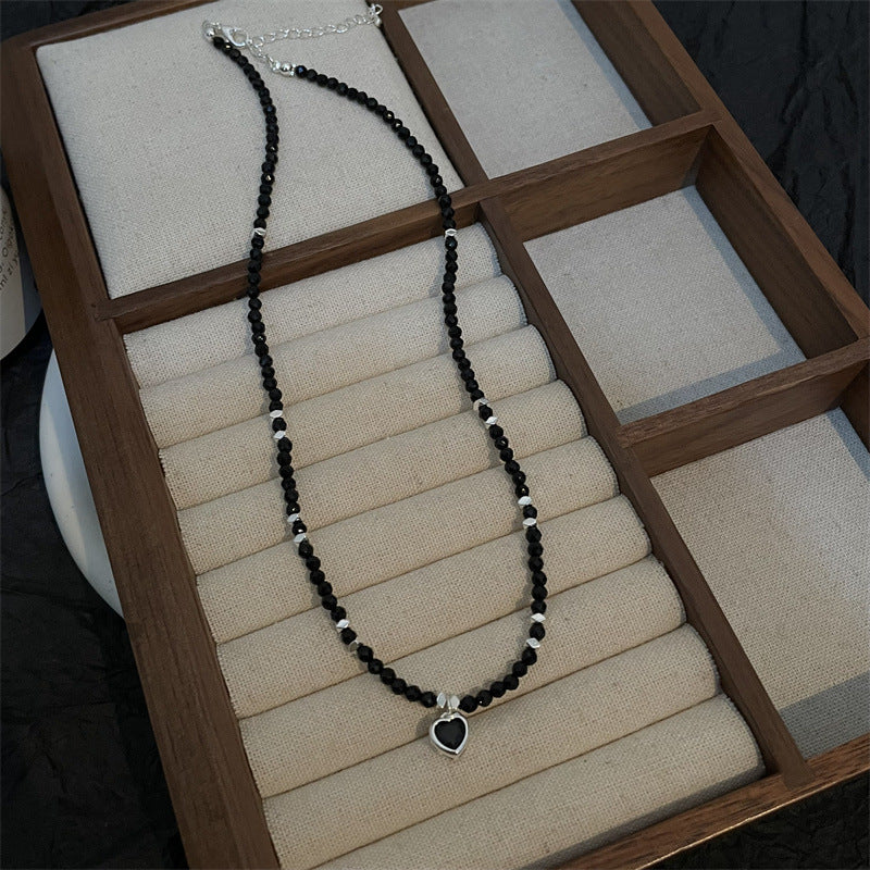 Fashion Black Bead Small Pieces of Silver Necklace Female Temperament Wild Niche Personality High-Grade Clavicle Chain Love Pendant