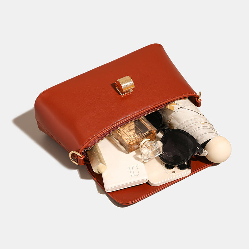 2025 Korean version of fashion bag simple atmosphere baguette bag popular new versatile shoulder underarm bag texture messenger bag