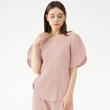 Tianpei summer new v-neck t-shirt women's Korean version temperament loose short-sleeved niche love pleated top women's