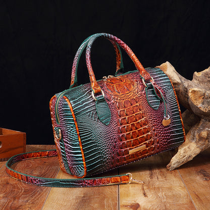 VAKKV New 2025 New  independent station hand-held armpit messenger travel retro women's bag Brahman crocodile pattern
