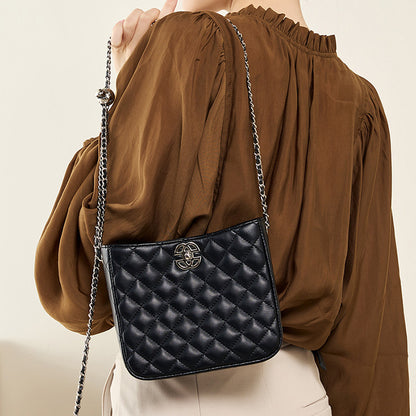 VAKKV 2025 Strictly select the new commuter chain bag, bucket bag, small square bag, genuine leather, small fragrant shoulder bag, high-end women's bag, crossbody.