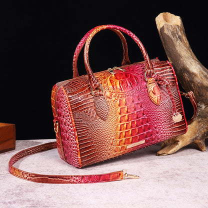 VAKKV New 2025 New  independent station hand-held armpit messenger travel retro women's bag Brahman crocodile pattern