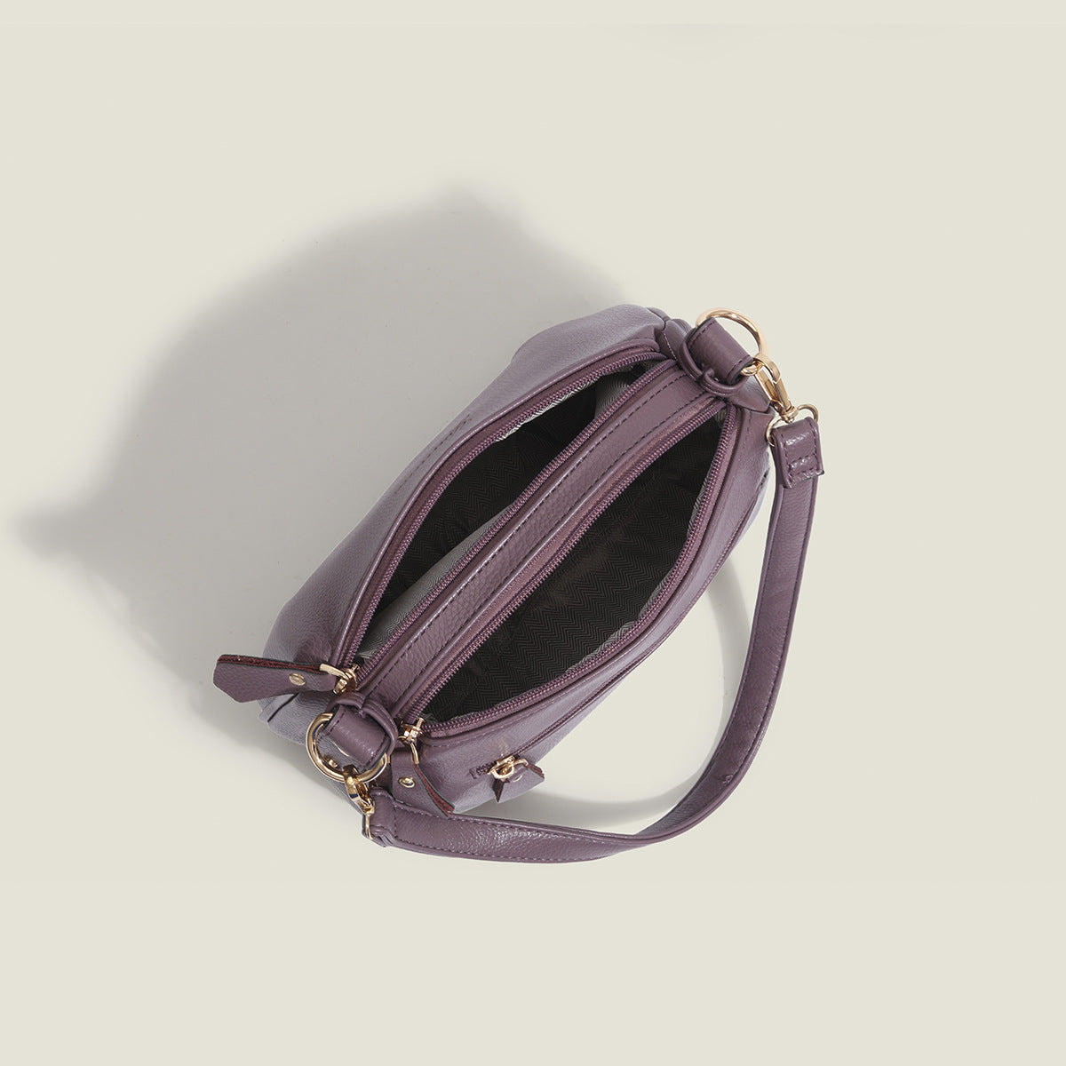2025 New women's bag popular casual commuter bag women's fashion messenger bag, New  new bags batch
