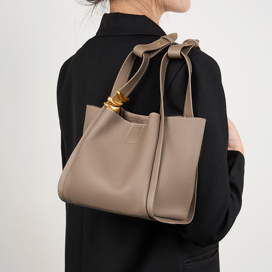 VAKKV 2025 Bag popular new bag women's bag bucket bag summer shoulder bag 2023 leather portable vegetable basket bag