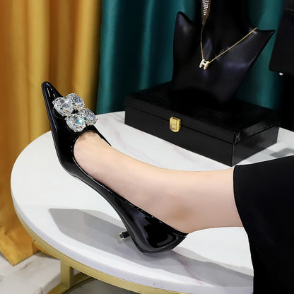 2025 237-K59 Korean version of fashion banquet women's shoes thin heel middle heel thin patent leather light mouth pointed metal rhinestone single shoes