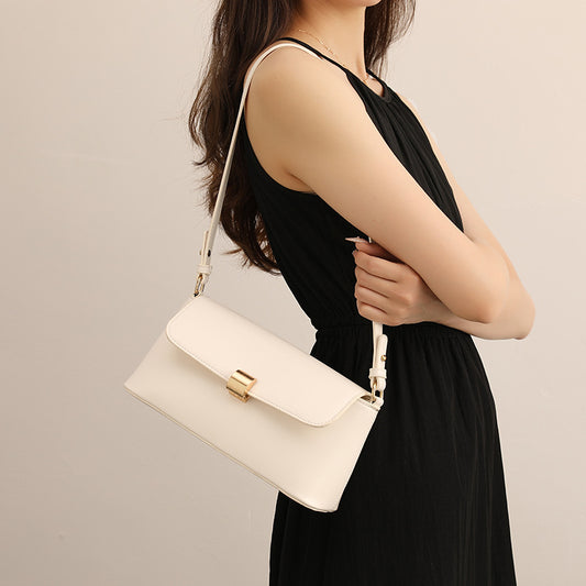 2025 Korean version of fashion bag simple atmosphere baguette bag popular new versatile shoulder underarm bag texture messenger bag
