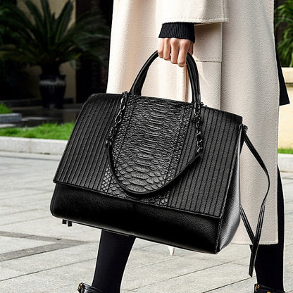 2025 handbag texture crocodile pattern large-capacity shoulder bag autumn and winter new women's bag high-end light luxury tote bag