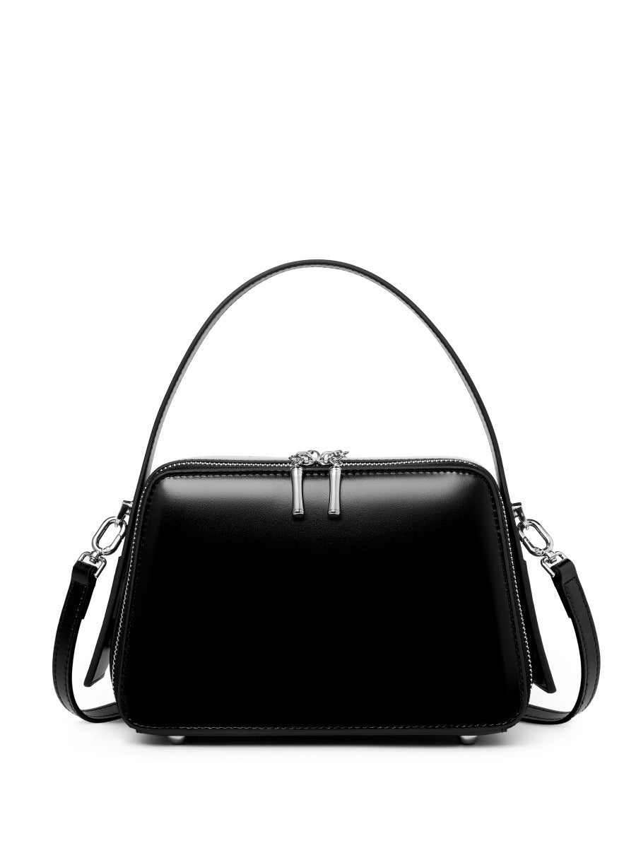 2025 Commuter leather small square bag versatile portable women's bag popular autumn and winter new niche design shoulder messenger bag