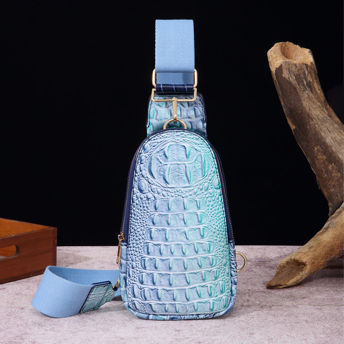 VAKKV 2025 retro fashion wide shoulder straps women's breast bag fanny pack messenger bag crocodile pattern Brahman  New