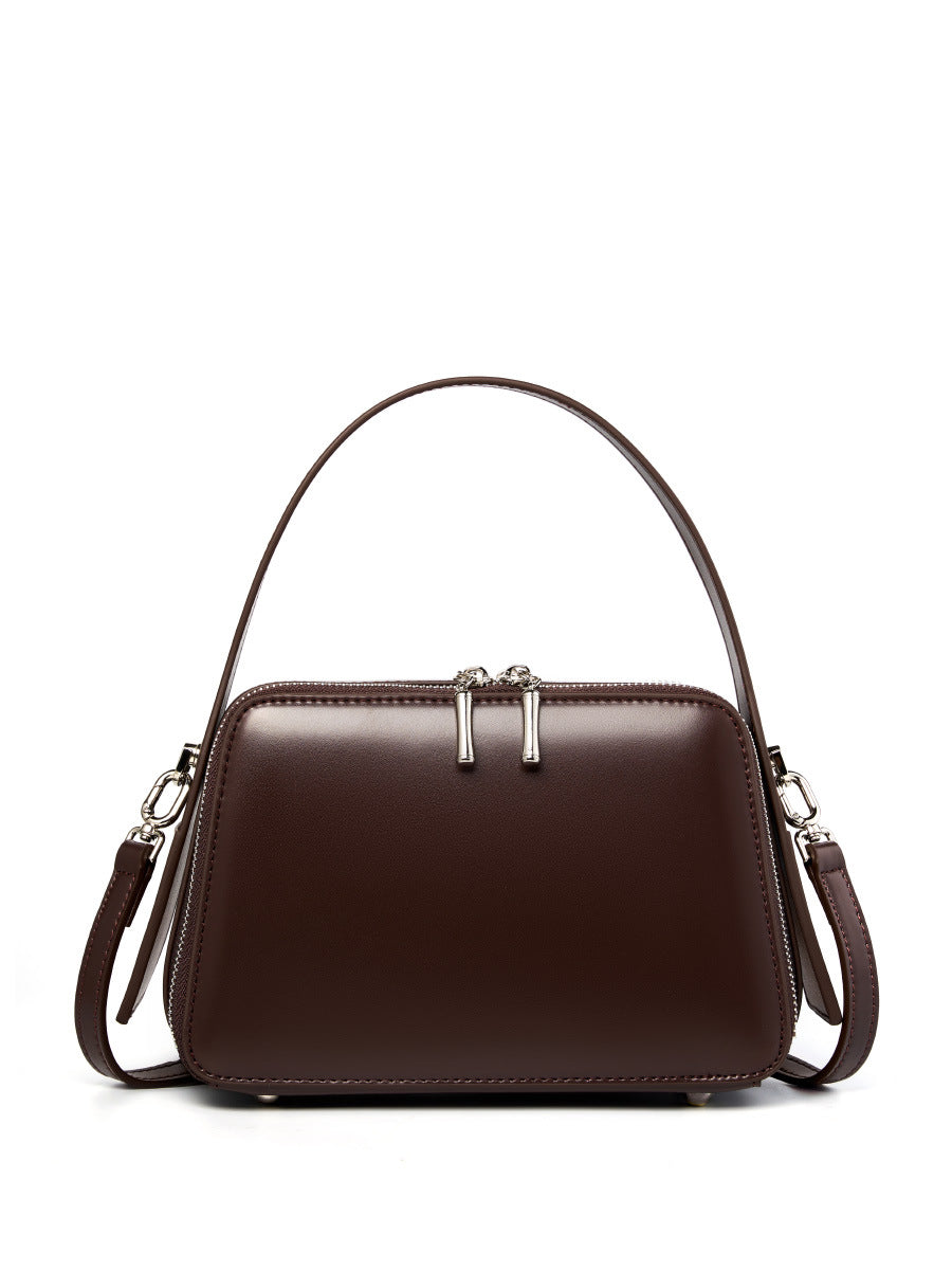 2025 Commuter leather small square bag versatile portable women's bag popular autumn and winter new niche design shoulder messenger bag