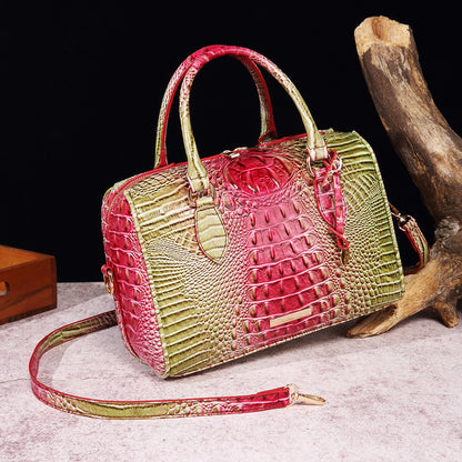 VAKKV New 2025 New  independent station hand-held armpit messenger travel retro women's bag Brahman crocodile pattern
