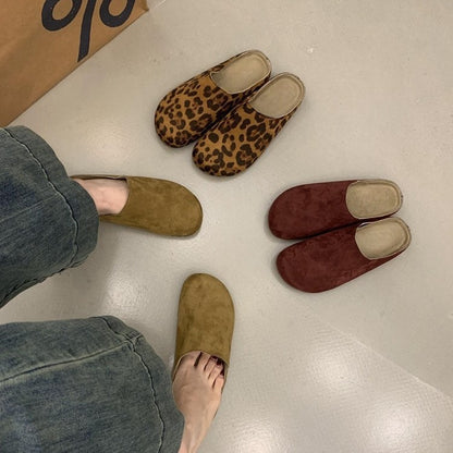 2025  Internet celebrity explosion thick-soled bag head half slippers women wear lazy one pedal leopard print Birkenstocks niche Mueller shoes