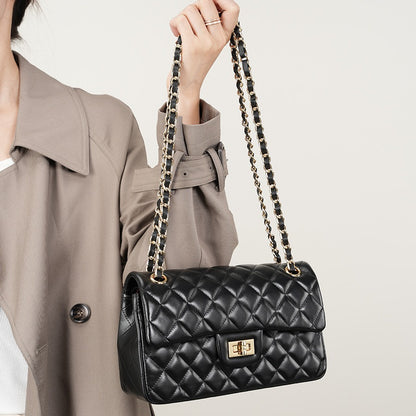 2025 Xiaoxiangfeng rhombus chain bag first layer cowhide fashionable versatile shoulder bag messenger bag genuine leather small square bag