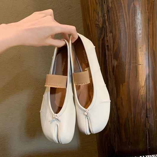 2025 Spot, Grape Mom, Berlin Dream~ Stylish shallow mouth with thin and soft split-toed shoes for women