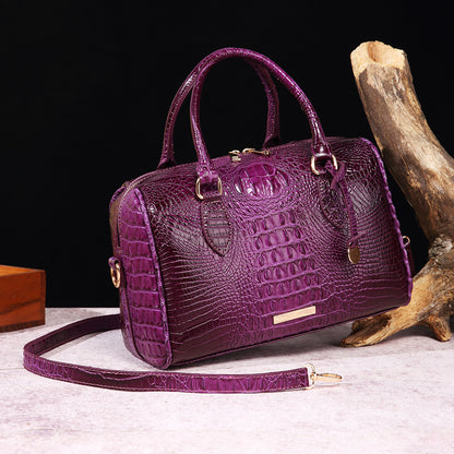VAKKV New 2025 New  independent station hand-held armpit messenger travel retro women's bag Brahman crocodile pattern