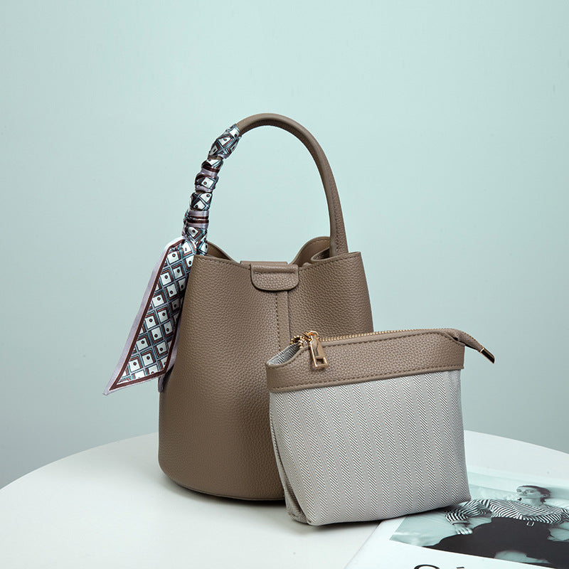 2025 Bucket bag new fashion trendy Popular style simple high-end handbag large capacity casual versatile shoulder messenger bag