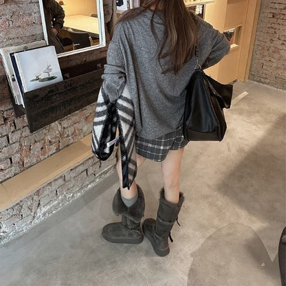 2025  Grey thick-soled snow boots women's popular winter new two wear piled thickened Northeast snow cotton shoes