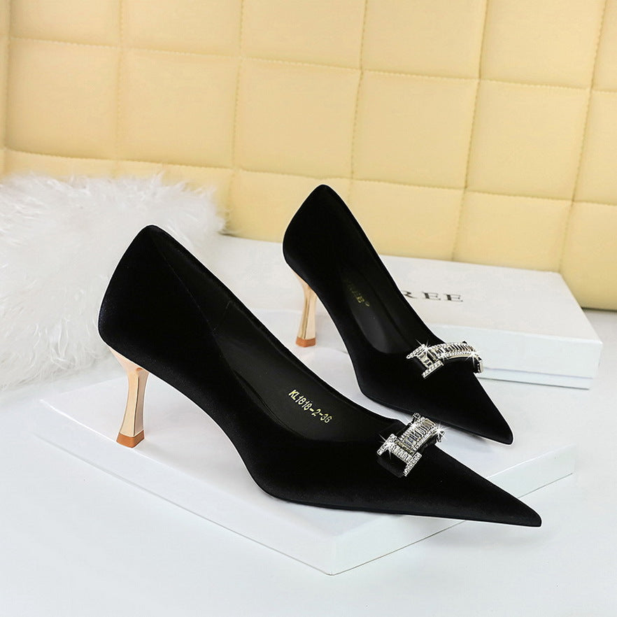 2025 1818-K80 banquet women's shoes high heels Xishi suede shallow mouth pointed rhinestone buckle metal decorative high heel single shoes