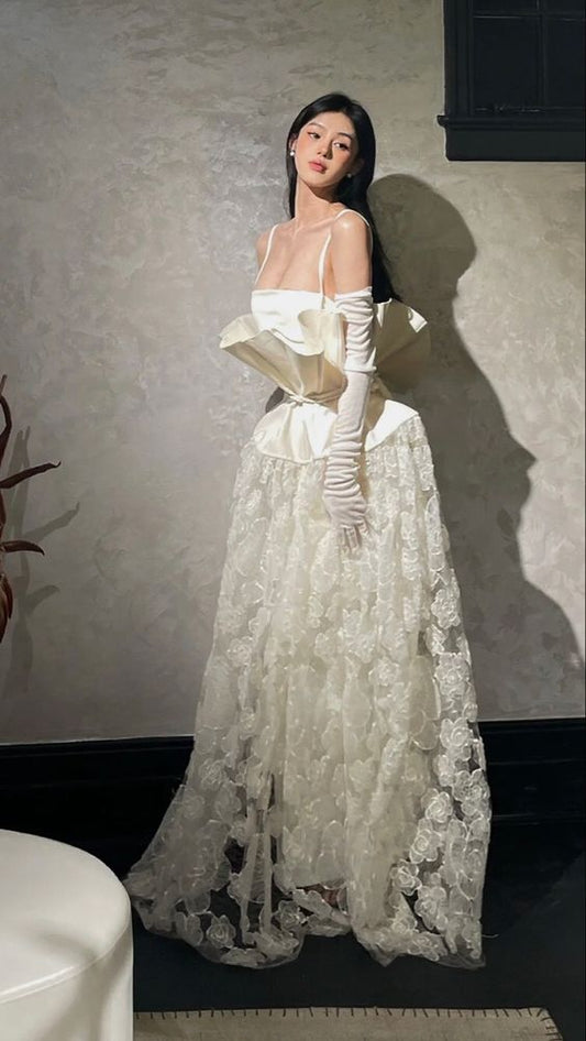 VAKKV Vintage A line Sleeveless Long White Lace Wedding Dresses v1259