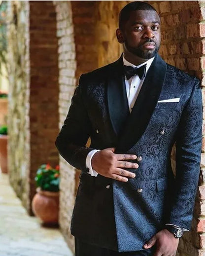 High Quality Two Buttons Pink Groom Tuxedos Groomsmen Notch Lapel Best Man Blazer Mens Wedding Suits (Jacket+Pants+Tie) D:38