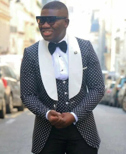 Brand New lavender Groom Tuxedos With Black Peak Lapel Groomsman Wedding 3 Piece Suit Popular Men Business Jacket Blazer(Jacket+Pants+Tie+Vest) 69