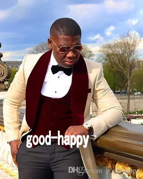 Brand New lavender Groom Tuxedos With Black Peak Lapel Groomsman Wedding 3 Piece Suit Popular Men Business Jacket Blazer(Jacket+Pants+Tie+Vest) 69